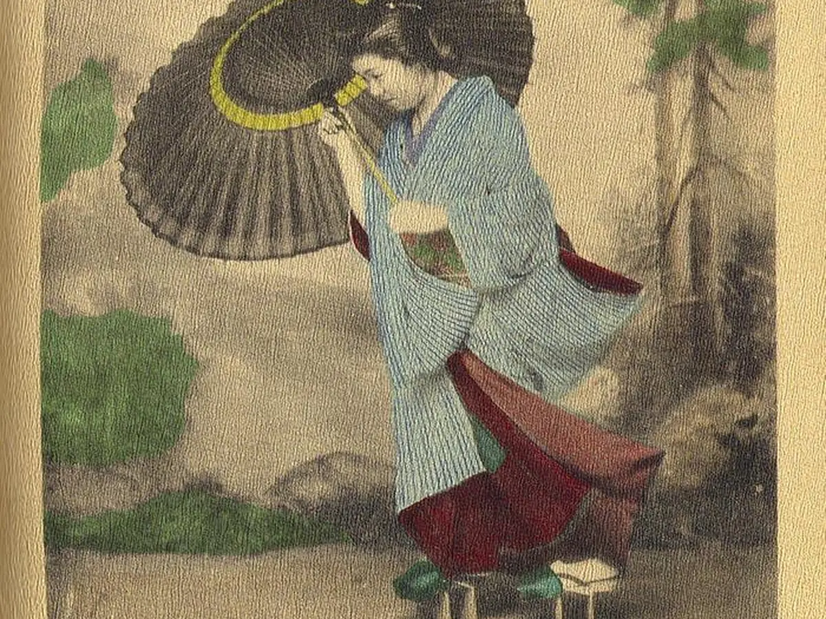 The History of the Umbrella — From Parasol to Umbrella: Waterproofing and Materials